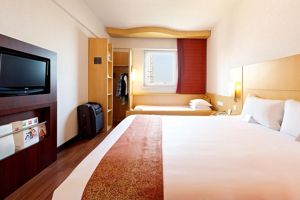 Ibis Leshan City Center Buitenkant foto