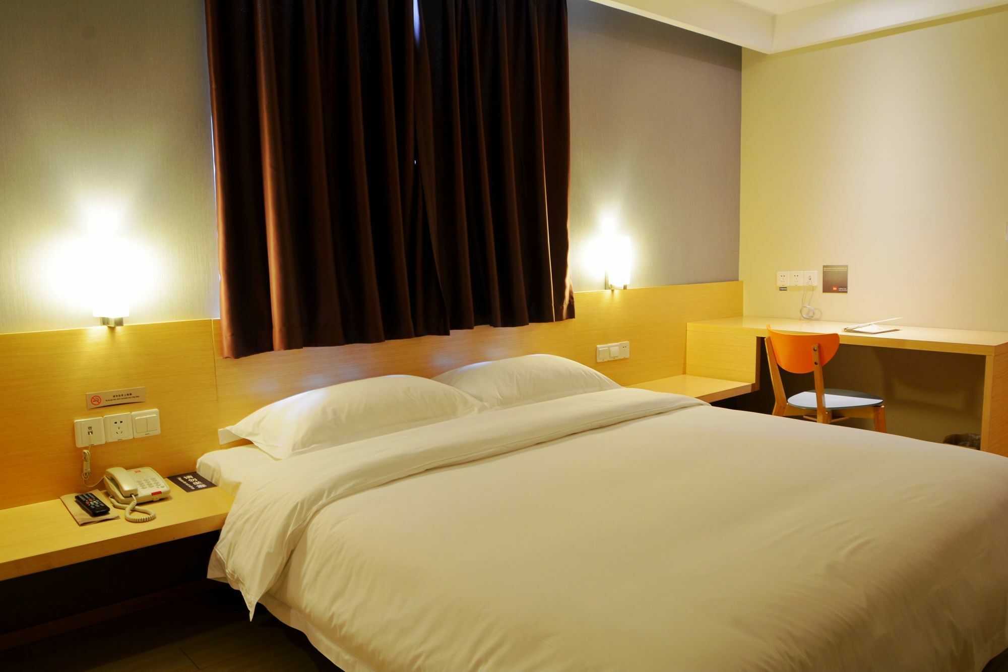 Ibis Leshan City Center Buitenkant foto