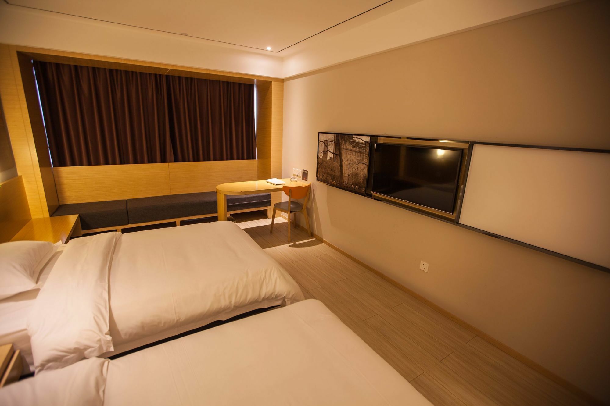 Ibis Leshan City Center Buitenkant foto
